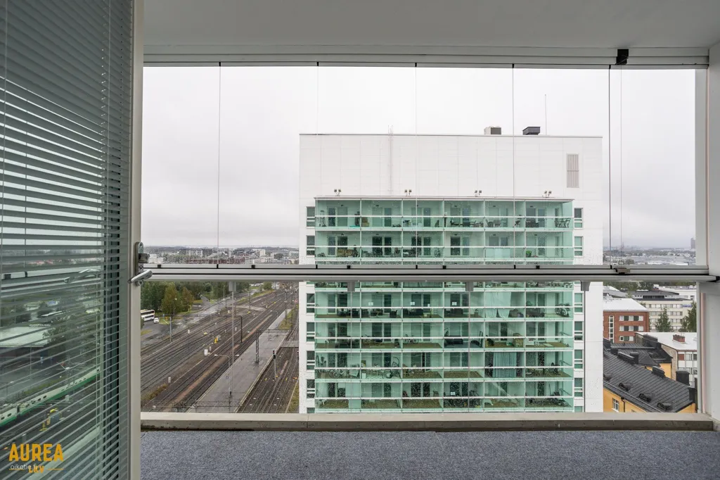 Rõdu - Modern Flat with South-Facing Balcony in Oulu