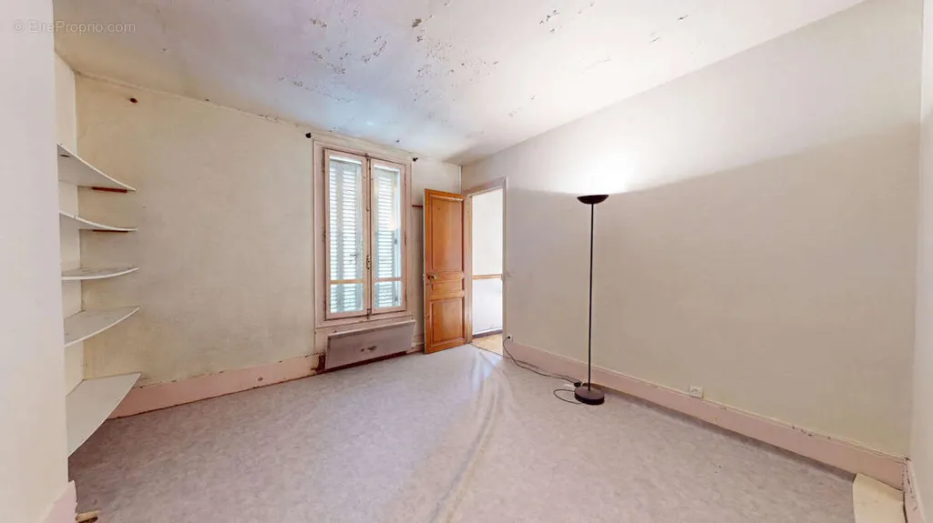 Rooms - Bright 2-Bedroom Flat in Pantin's Golden Triangle