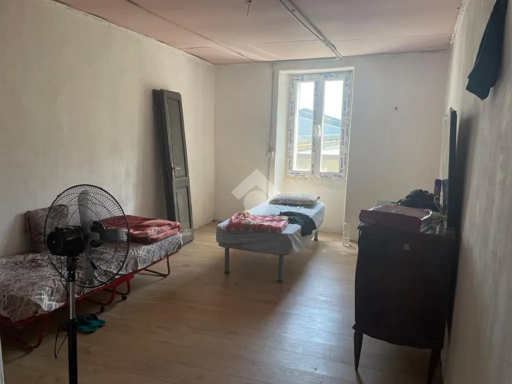 Chambres - Restored Semidetached House in Delebio