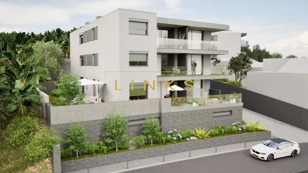 Luxury Apartment with Sea View in Câmara de Lobos