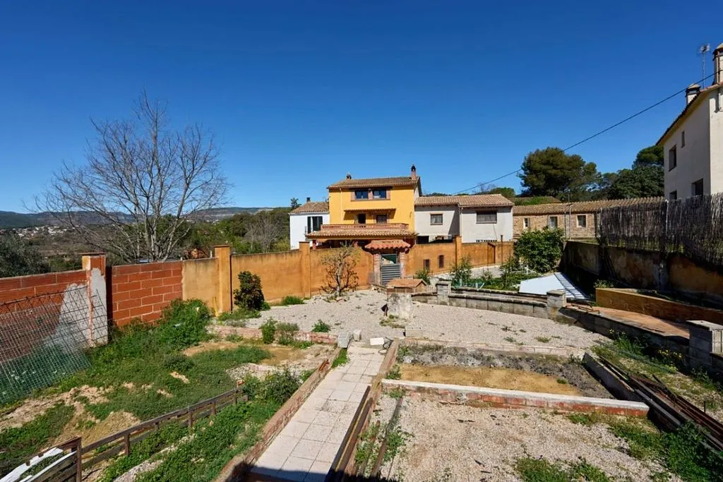 Jardin - Rustic Masía with Equestrian Facilities in L'Ametlla del Vallès