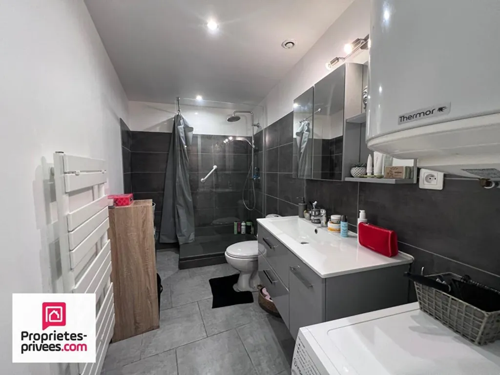 Salles de bain - Appartement RDC T2 Refait à Neuf à Rians