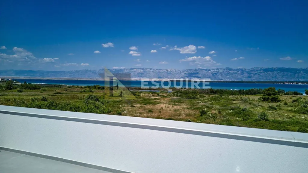 Balcon - Luxury Penthouse with Sea View in Nin
