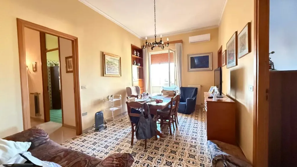Appartement 10 pièces à IT