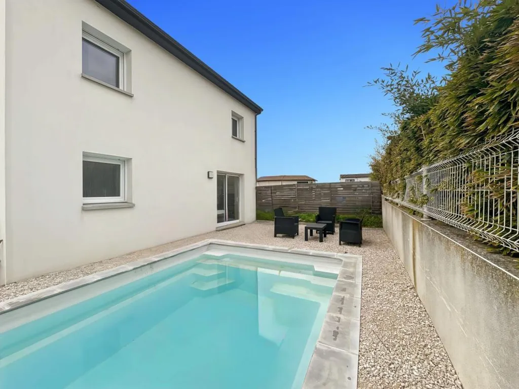 Bassein - Contemporary House with Pool in Plaisance-du-Touch