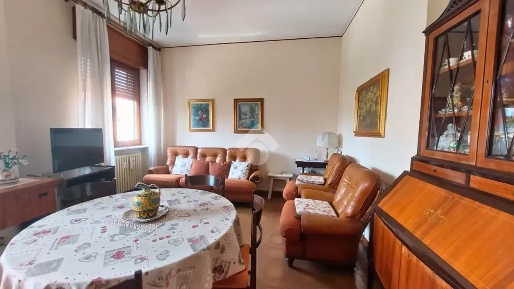 Salle à manger - Three-Bedroom Apartment with Balcony in Vittuone