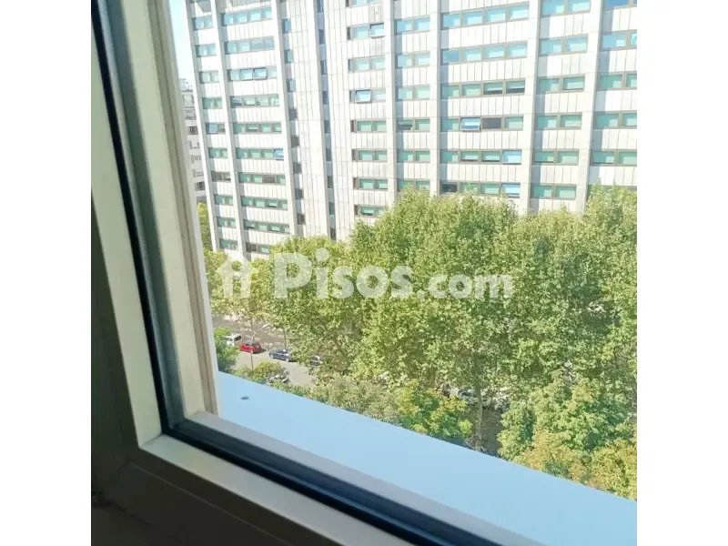 Pièces - Bright Apartment with Terrace in Chamartín