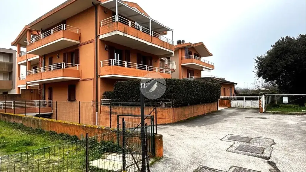 Välivaade - 3-Bedroom Apartment with Balcony in Fano