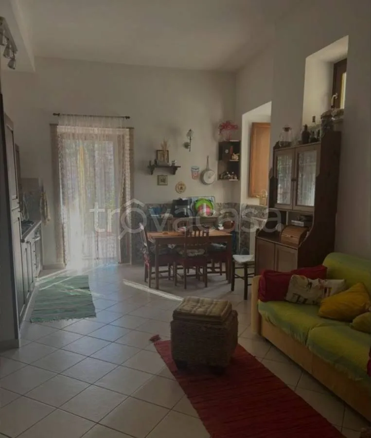Séjour - Rearranged Apartment with Garden in Itri