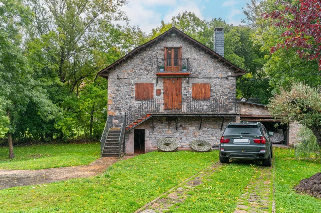 Välivaade - Converted Watermill with Garden in Babia Valley