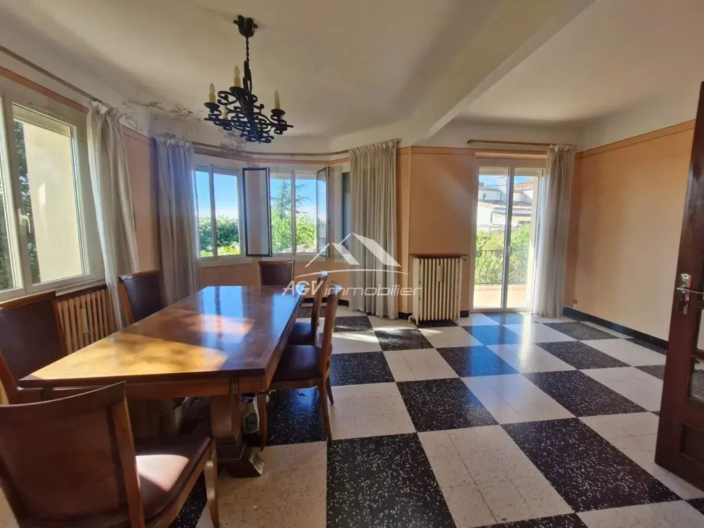 Dining Room - Two-Storey House with Garden in Alès