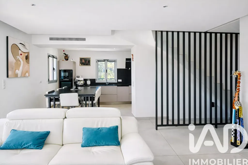 Elutuba - Contemporary Villa with Pool in Sainte-Maxime