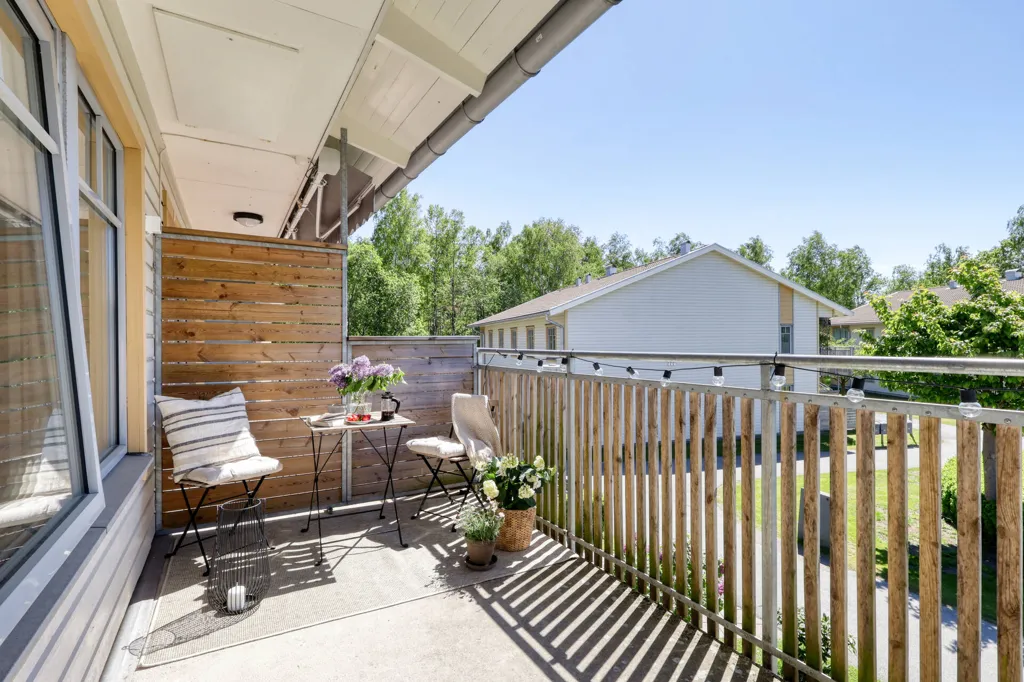 Balcone - Modern Apartment with Garden View in Göteborg