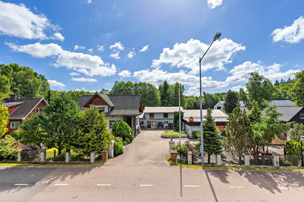 Vue aérienne - Commercial Property with Workshop in Värsjö