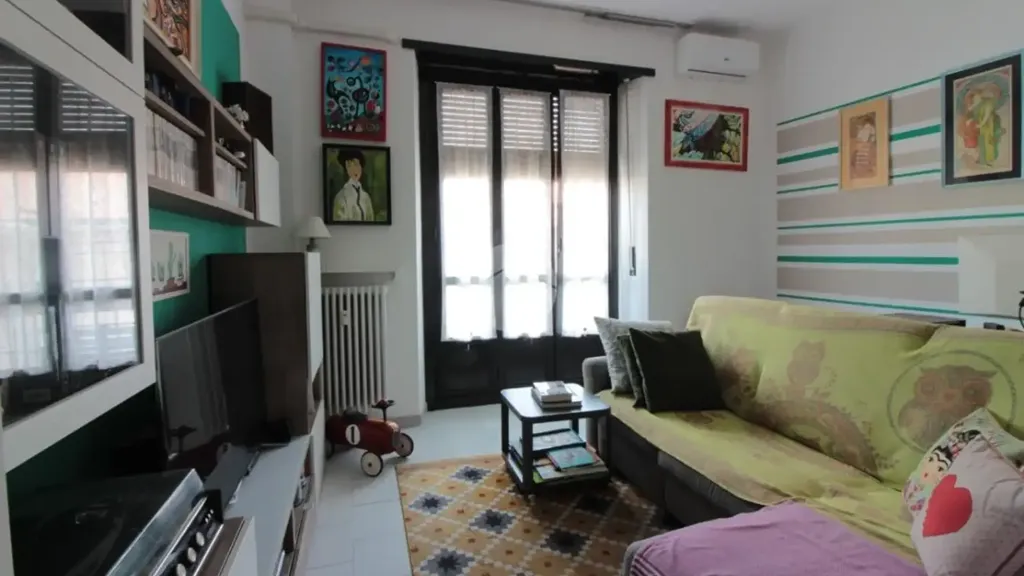 Appartement 3 pièces à IT
