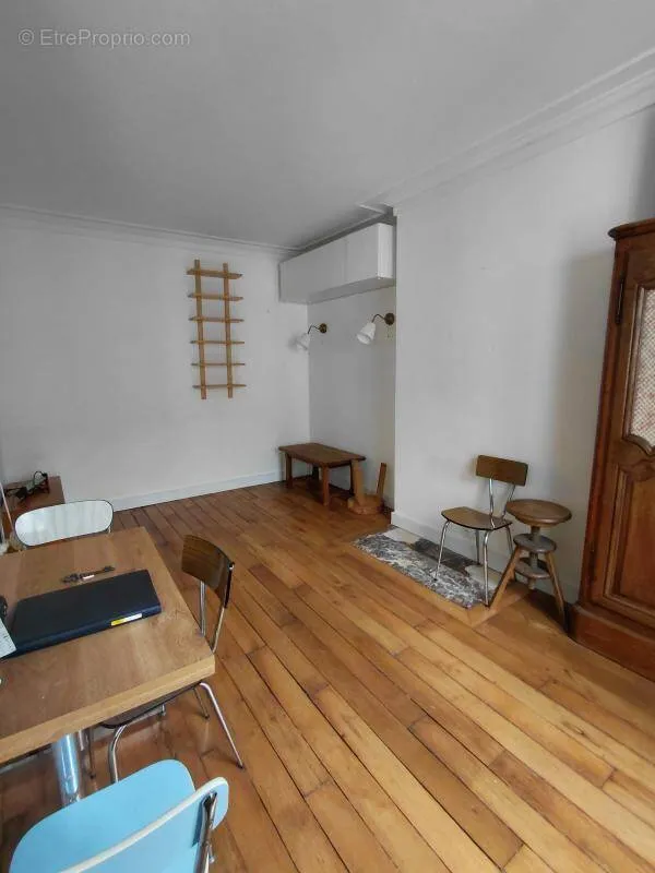 Elutuba - Studio in Characterful Building, Rue Pierre Demours