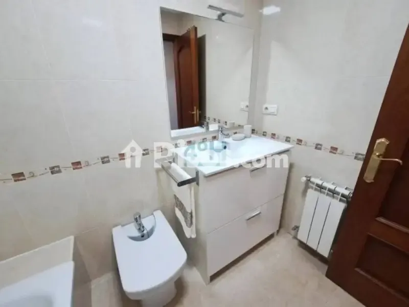 Vannitoad - Furnished Flat with River Views in Allariz