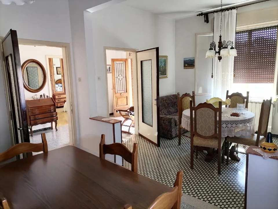 Sala da pranzo - Spacious Villa with Private Garden in Adria