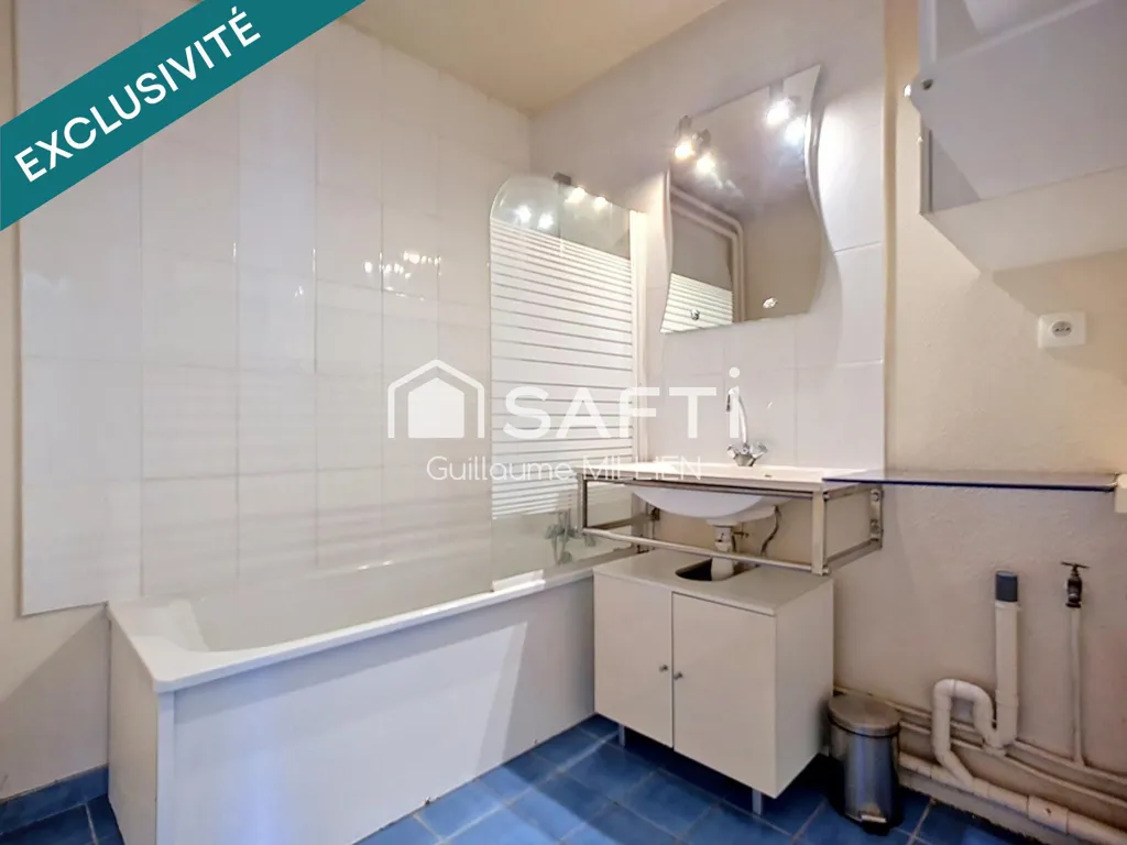 Salles de bain - Studio Rénové avec Vue Dégagée à Lille