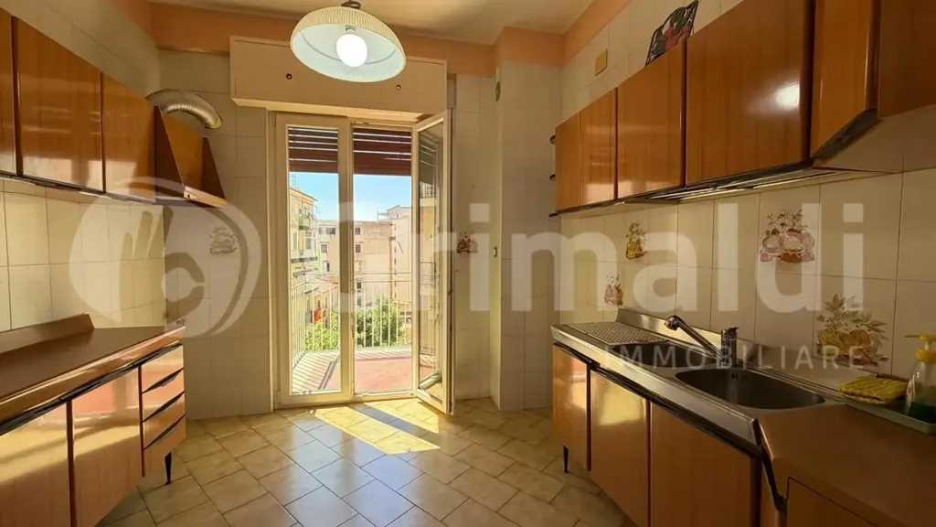 Cuisine - Apartment with Balcony in Palermo