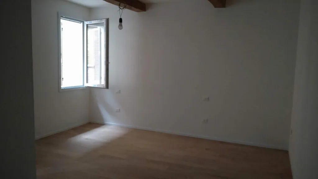 Stanze - Rustic-Style Apartment with Terrace in Guastalla