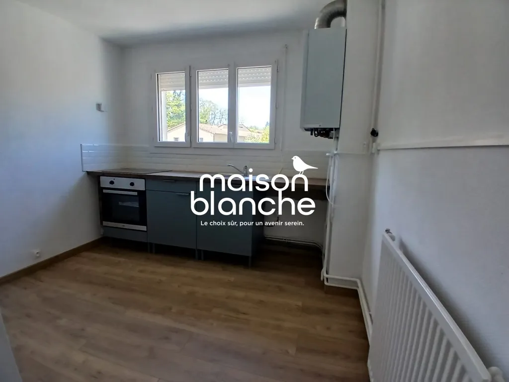 Cuisine - Appartement Lumineux avec Parking à Parthenay