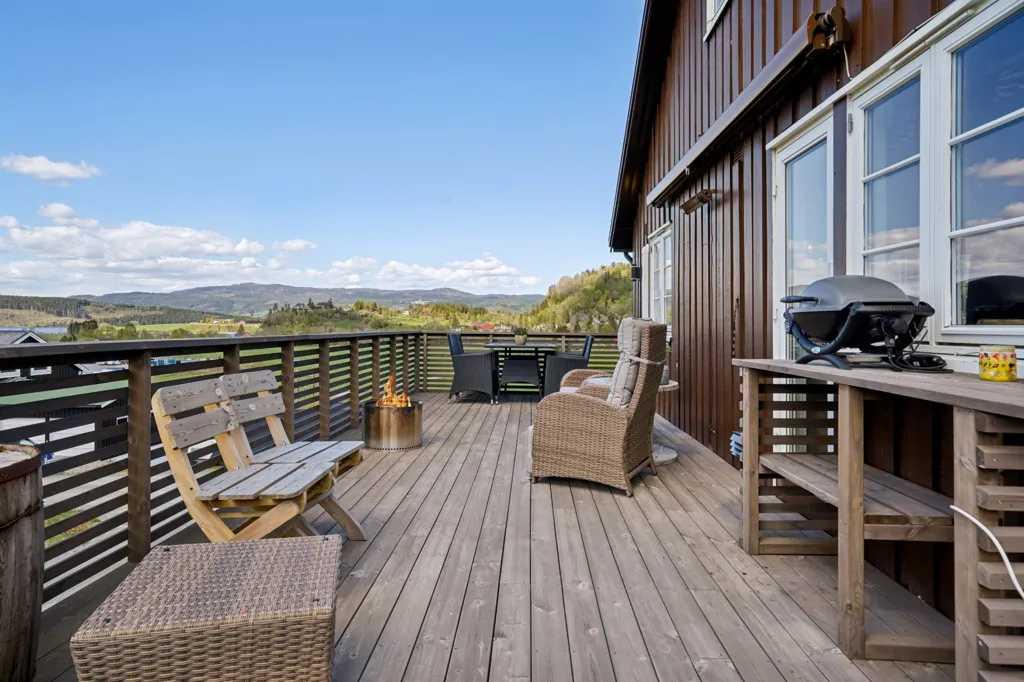 Balkon - Family Home with Garden in Selbu