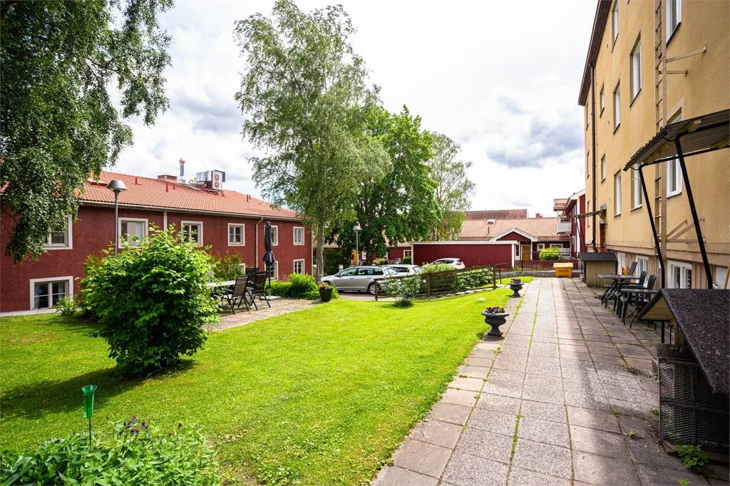 Aed - Bright 1-Bedroom Flat in Central Nora