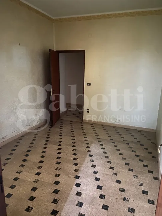 Pièces - Apartment with Balcony in Reggio Calabria