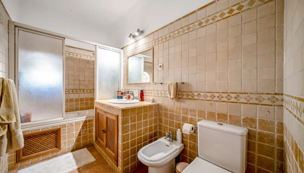 Salles de bain - Duplex Apartment with Sea View in Loulé