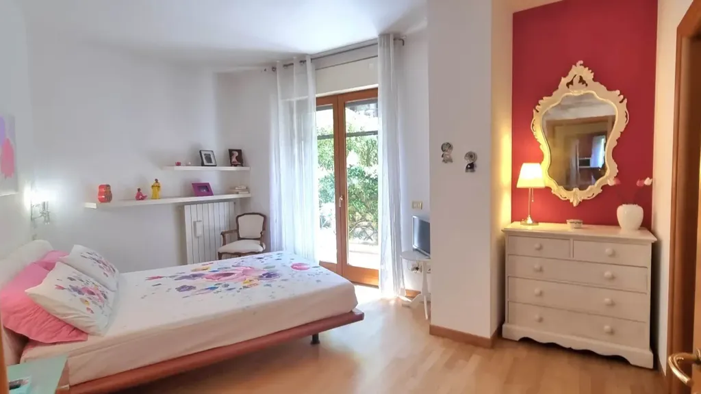 Appartement 4 pièces à IT