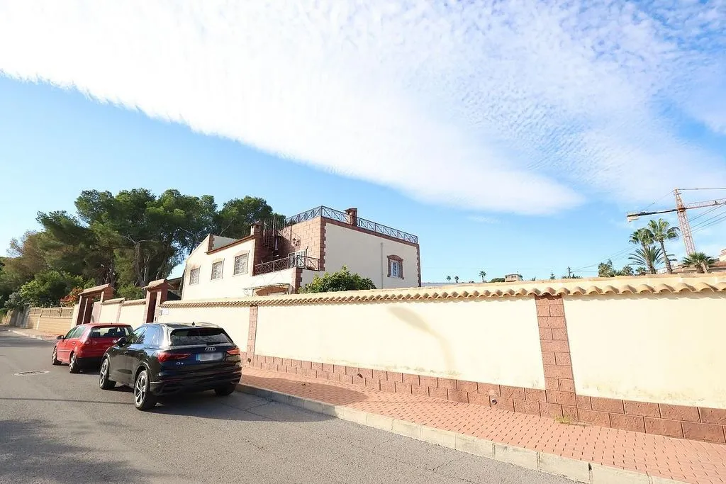 Extérieur - Luxury Villa with Private Pool in Torrevieja