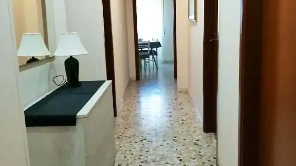 hallway_entrance