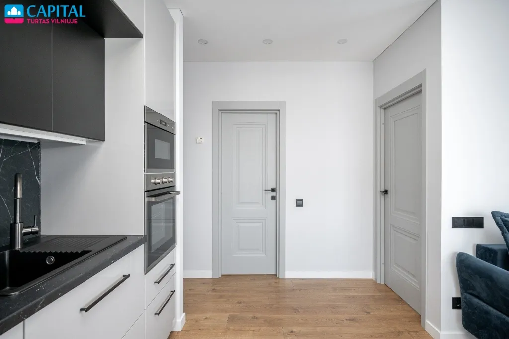 Köök - 3-Bedroom Apartment with Balcony in Santariškės
