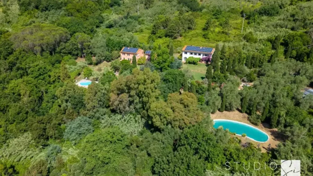 Vue aérienne - Country House with Pools in Vecchiano
