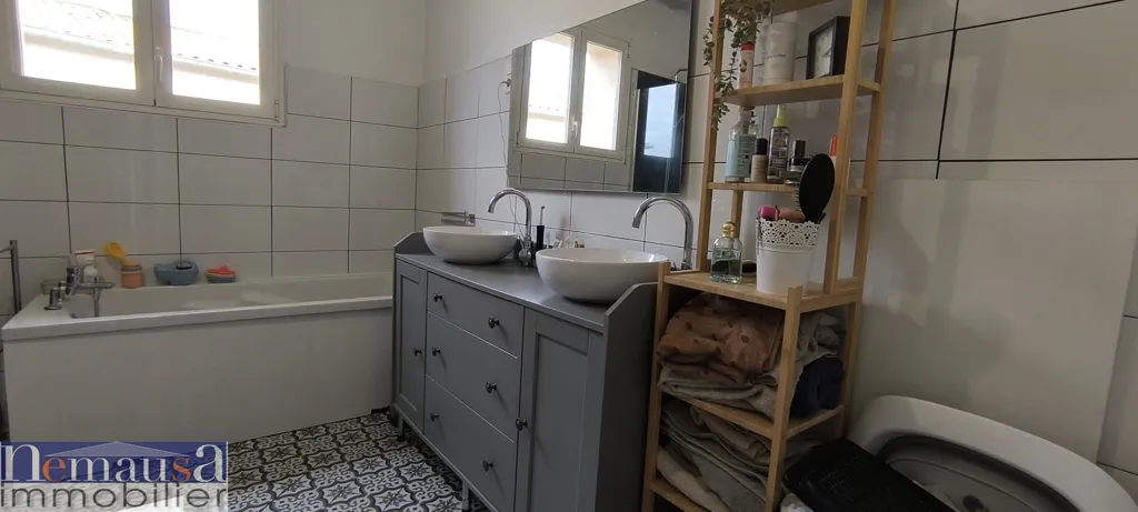 Salles de bain - Maison de Village avec Cour à Uchaud