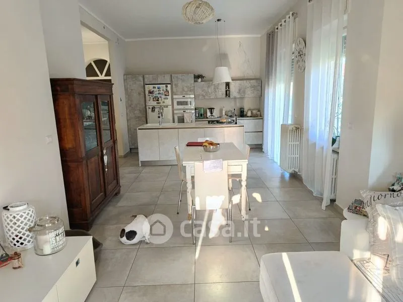 Cuisine - Rear-Access Villa with Garden in Frassineto Po