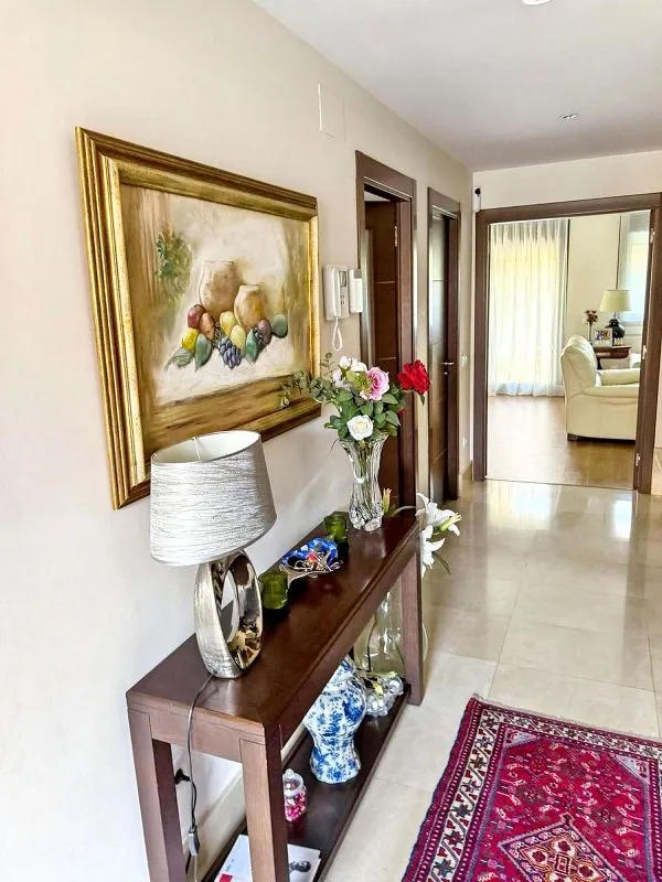 hallway_entrance