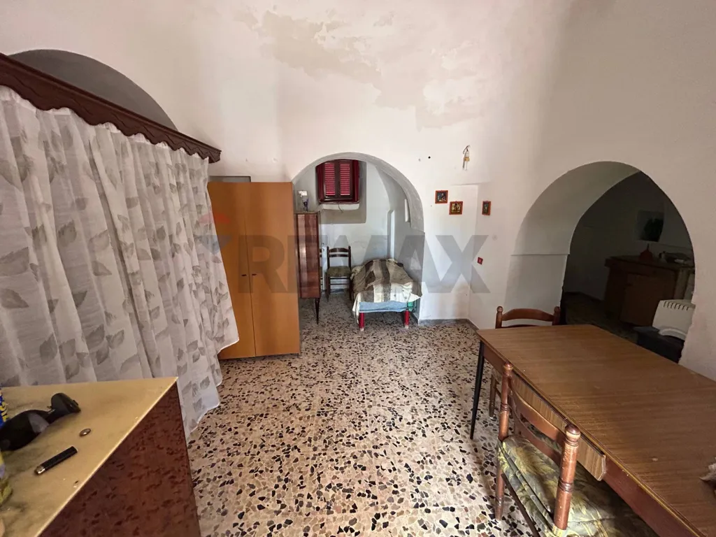 Söögituba - Authentic Trullo with Orchard in Martina Franca