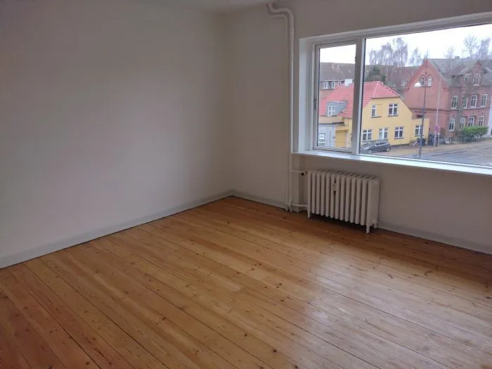 Pièces - Modernised Flat with Garden in Odense C