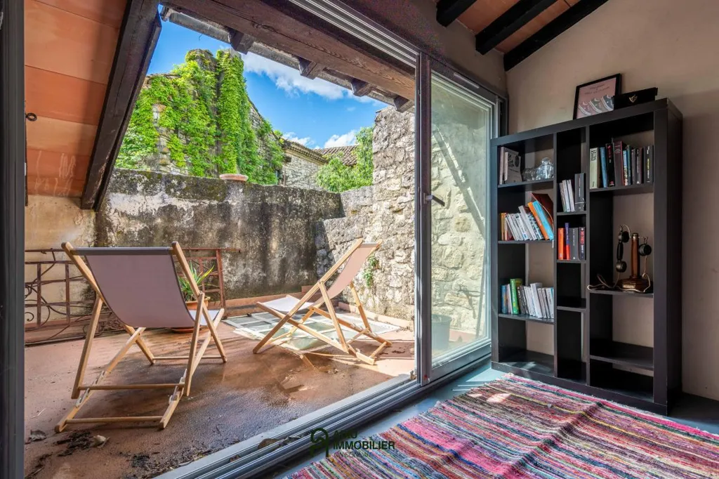 Terrass - Authentic Château House near Uzès