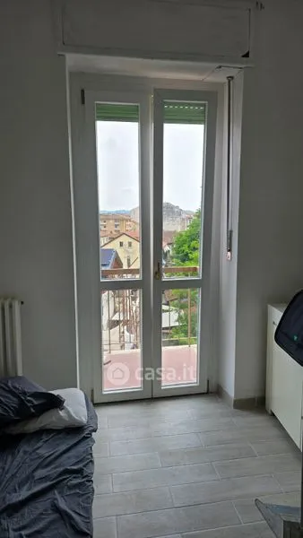 Chambres - Modern Trilocale with Balcony in Asti