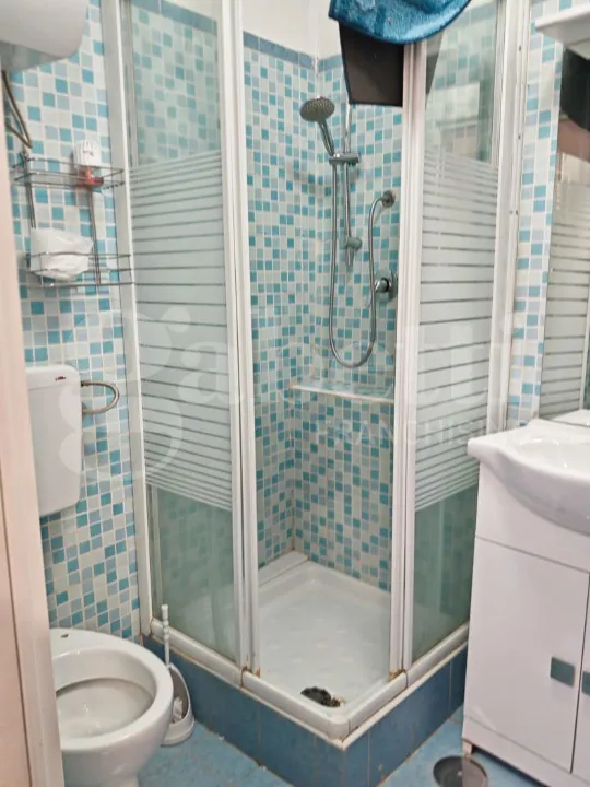 Vannitoad - Armed Bungalow with Balcony in Venafro