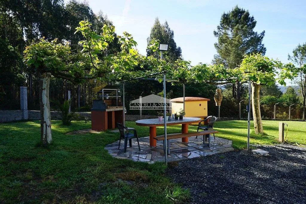 Giardino - Renovated House with Garden in Vimianzo