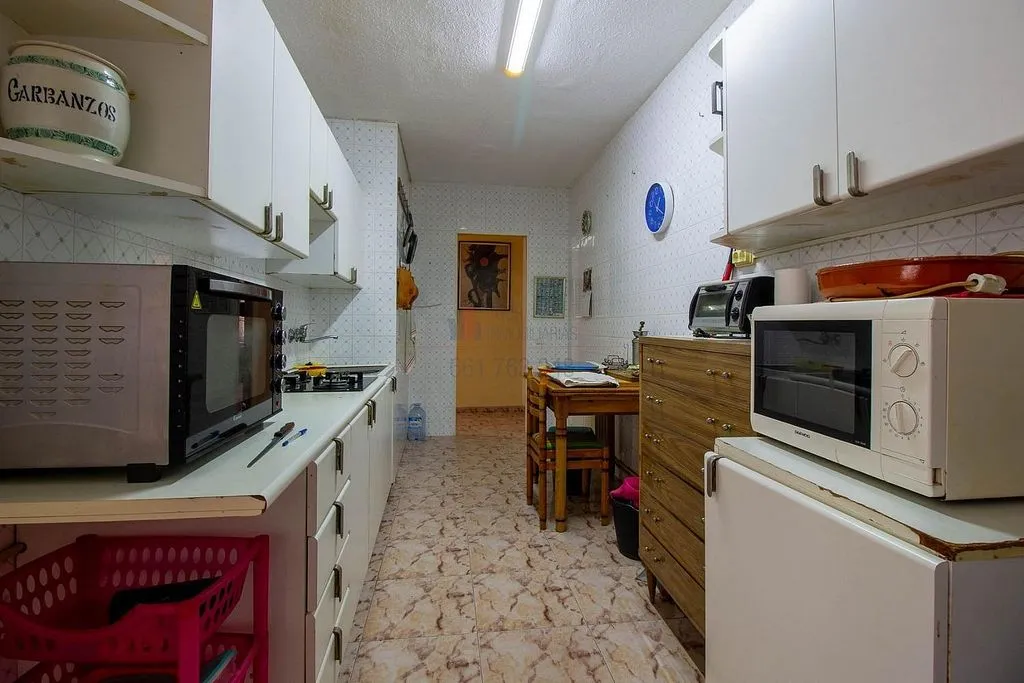 Cuisine - Apartment with Terrace in Alicante's Historic District