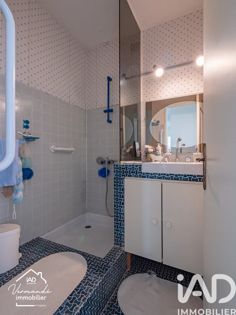 Salles de bain - Appartement avec toit-terrasse à La Rochelle