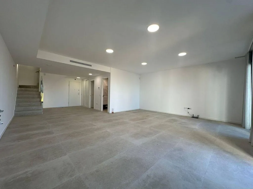 Luxury Duplex with Sea Views in Finestrat