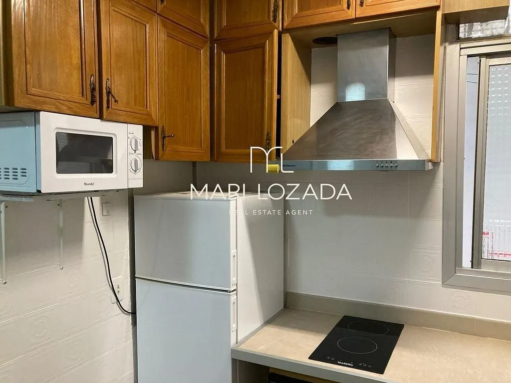 Kitchen - Furnished Flat in L'Illa Perduda, Valencia