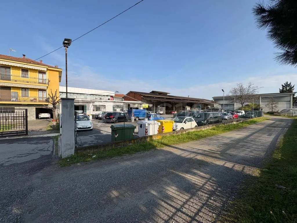Extérieur - Mixed-Use Property with Private Garden in Fossano