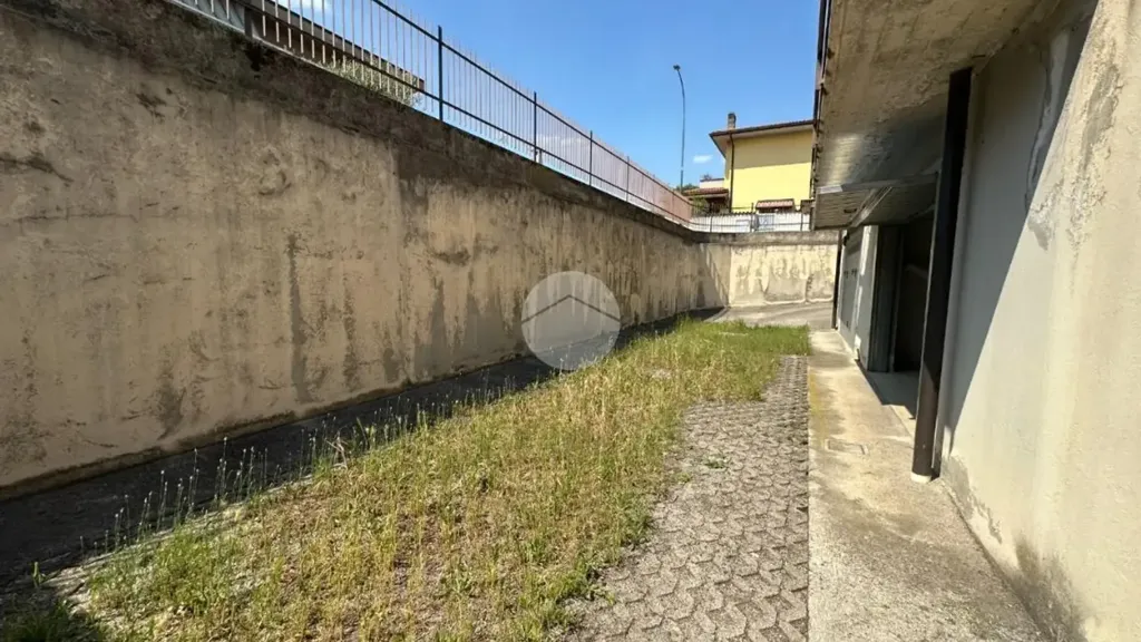 Garden - Semi-Detached Villa with Garden in Rovato
